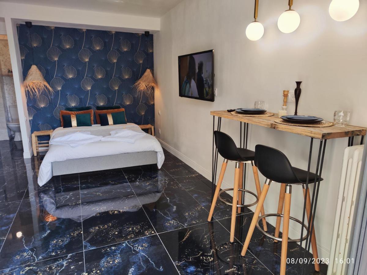 Studio Avec Jaccuzzi Saintry-sur-Seine Zewnętrze zdjęcie