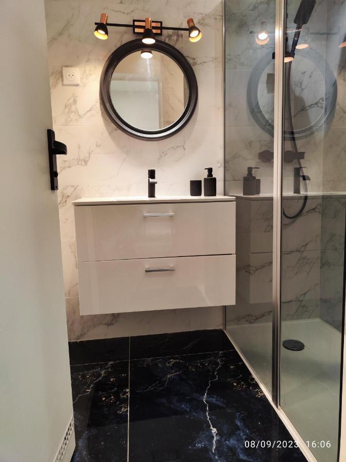 Studio Avec Jaccuzzi Saintry-sur-Seine Zewnętrze zdjęcie