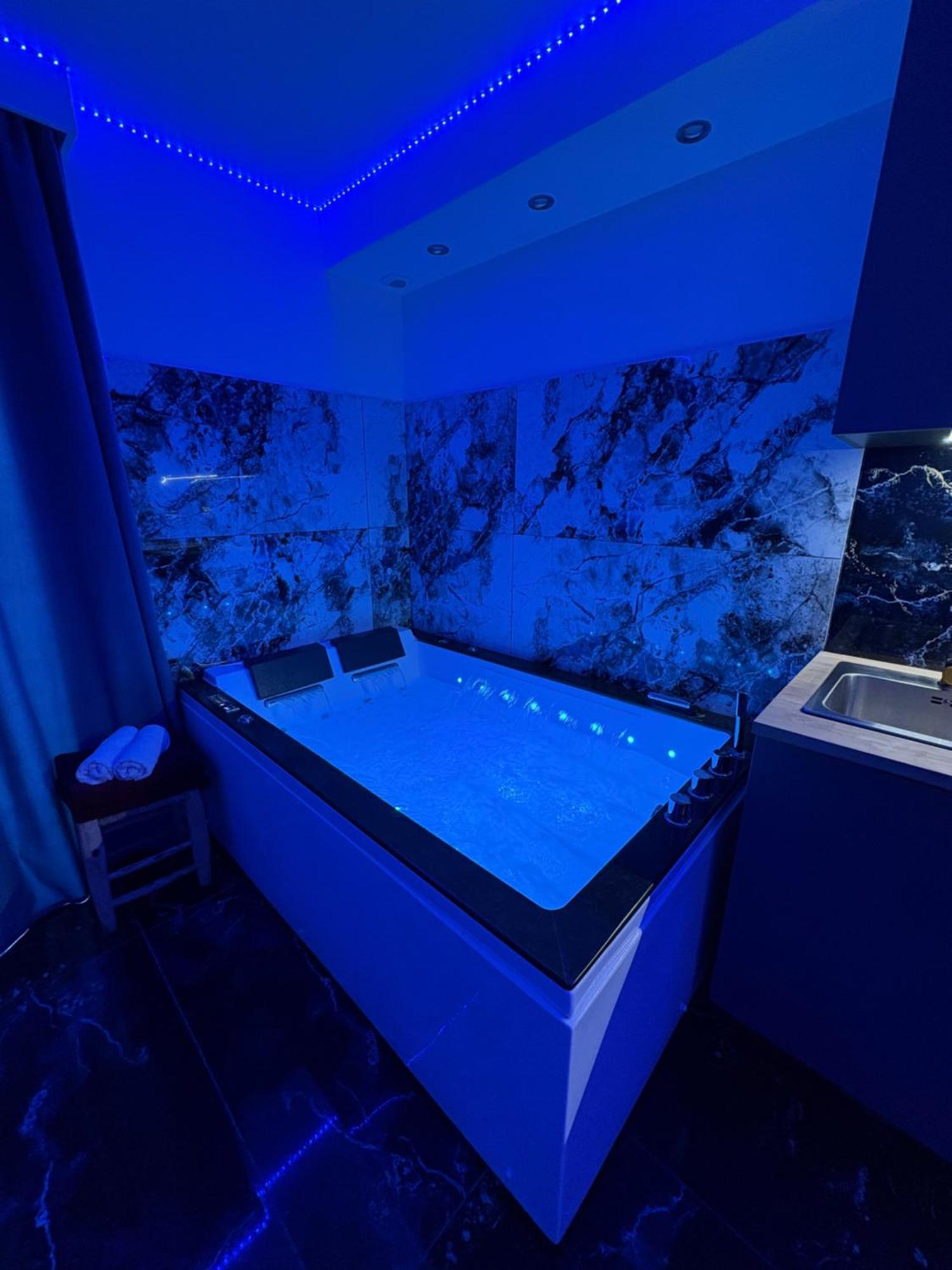 Studio Avec Jaccuzzi Saintry-sur-Seine Zewnętrze zdjęcie